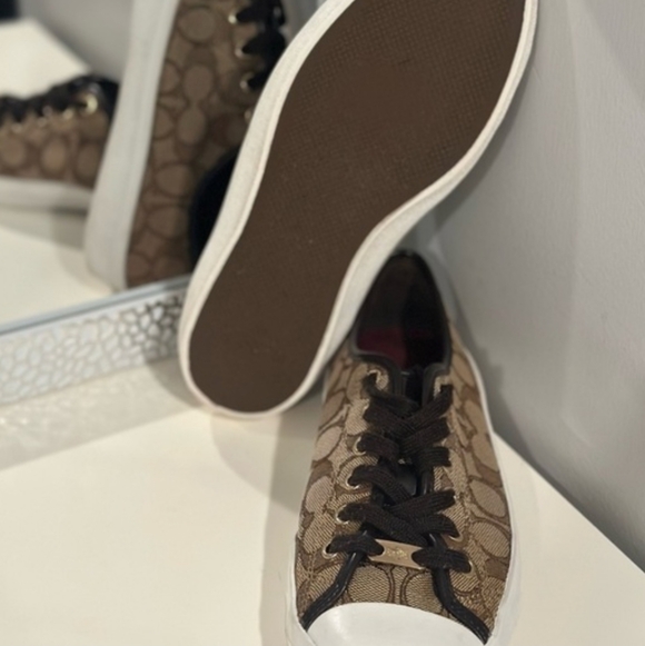 COACH Sneakers Women's Brown 9 Sneakers - Picture 2 of 4